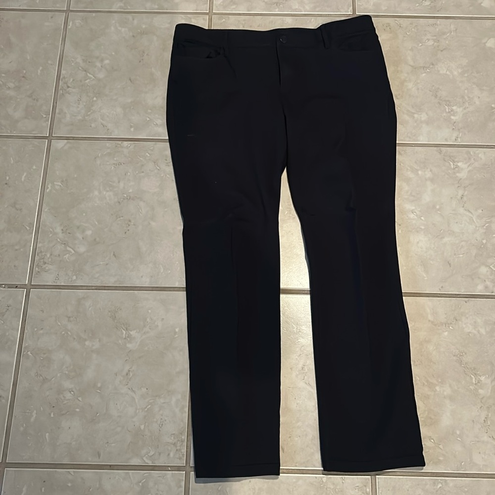 Ann Taylor dress pants Size 16. Soft stretch material with belt loops